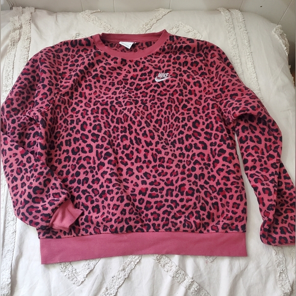 Nike fleece pull over leopard - Picture 1 of 3